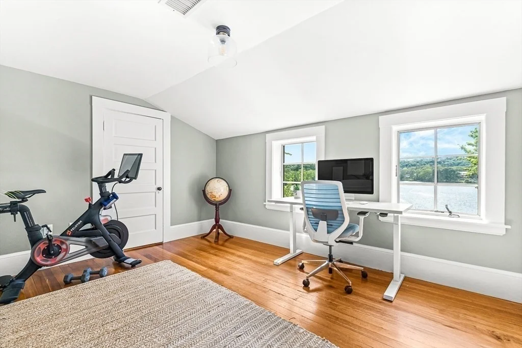 Photo of 9 Lakeview Terrace