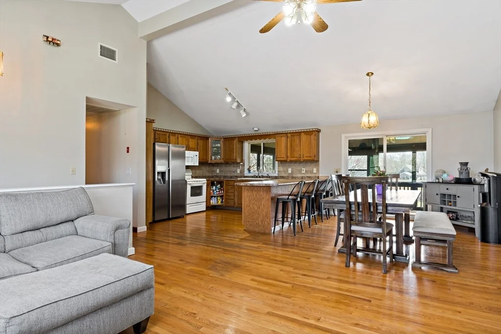Photo of 5 Daniel Ln