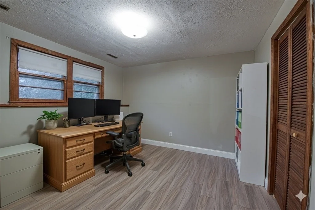 Photo of 5 Chase Drive
