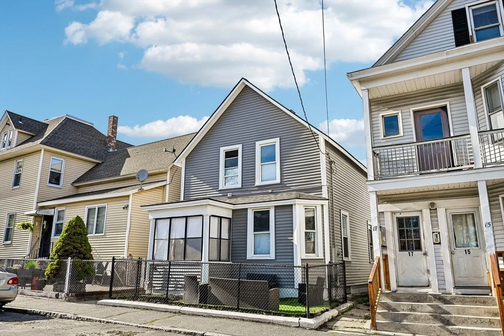 Photo of 19 Sheldon St