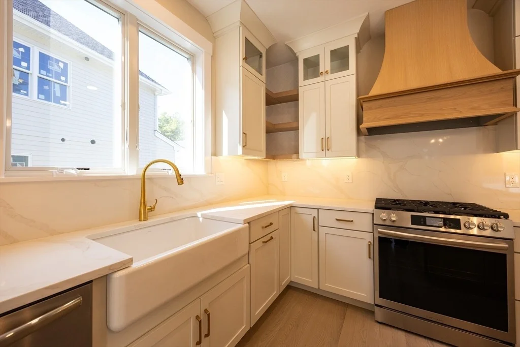 Photo of Unit 40 at 44 Thomas Mann Circle