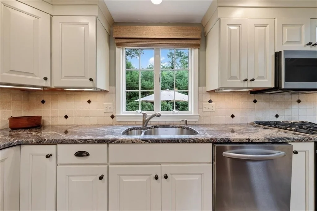 Photo of 18 Pine Grove Road