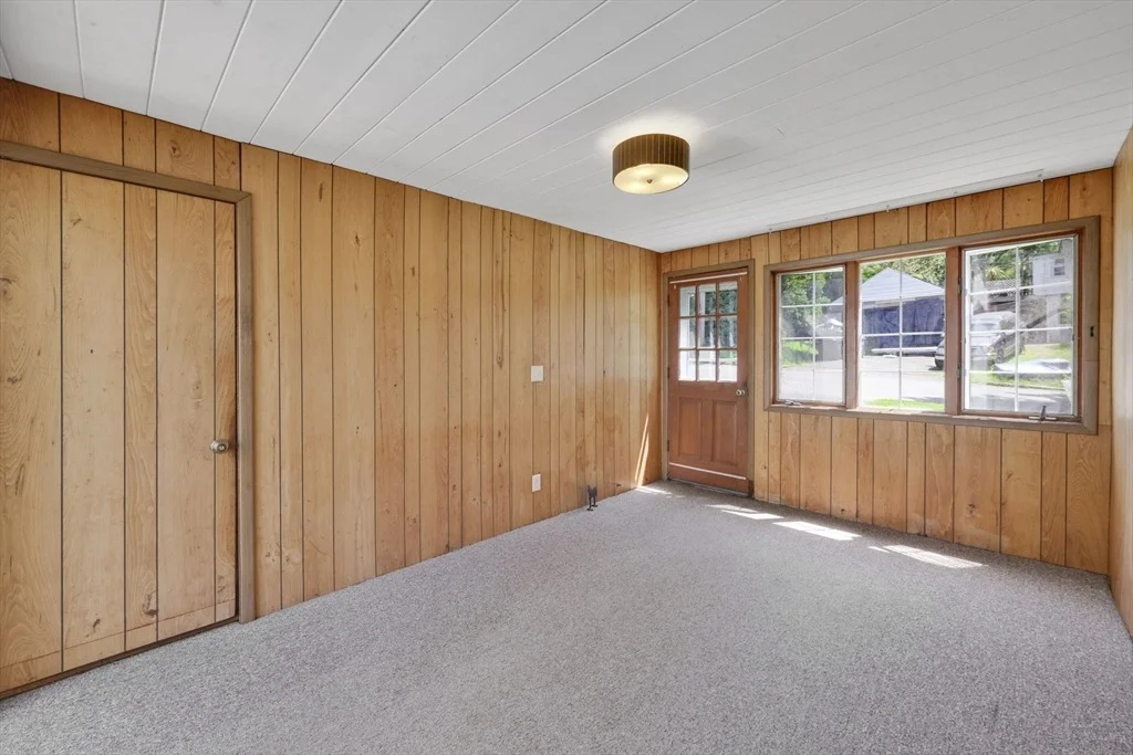 Photo of 121 Benz St