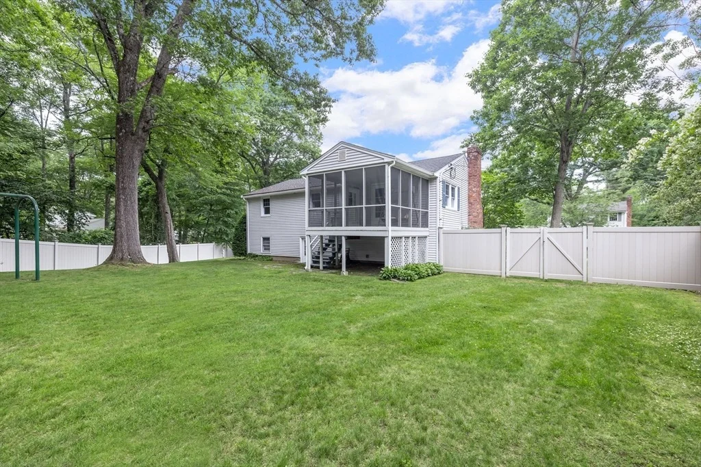 Photo of 31 Robert Rd
