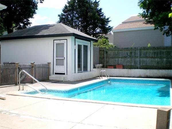 Photo of 121 Spring St