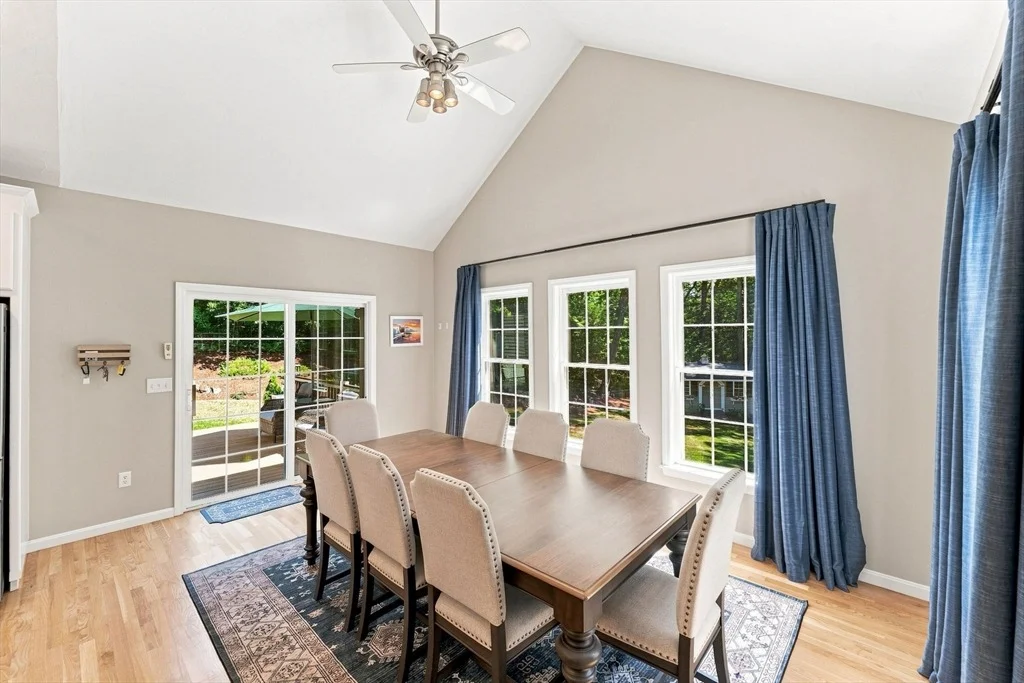 Photo of 13 Larkin Ln