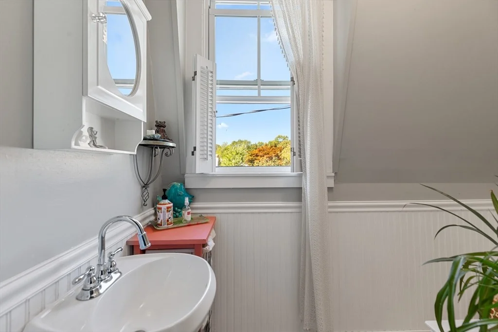 Photo of 3 Cottage St