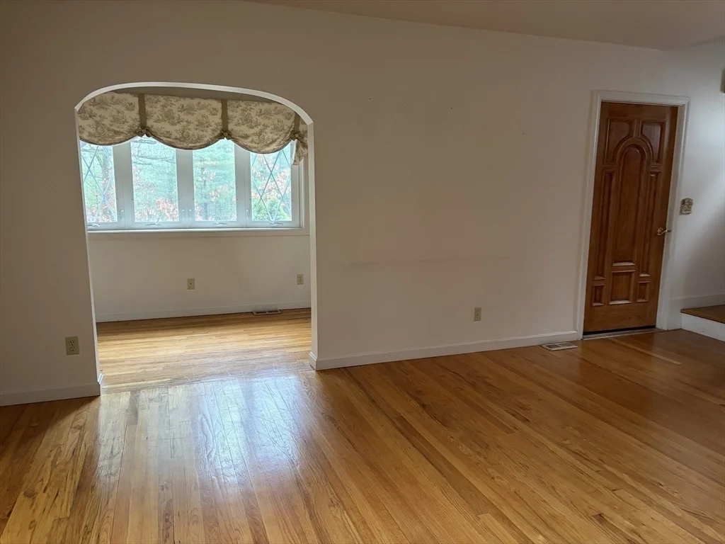 Photo of 270 Coburn Ave