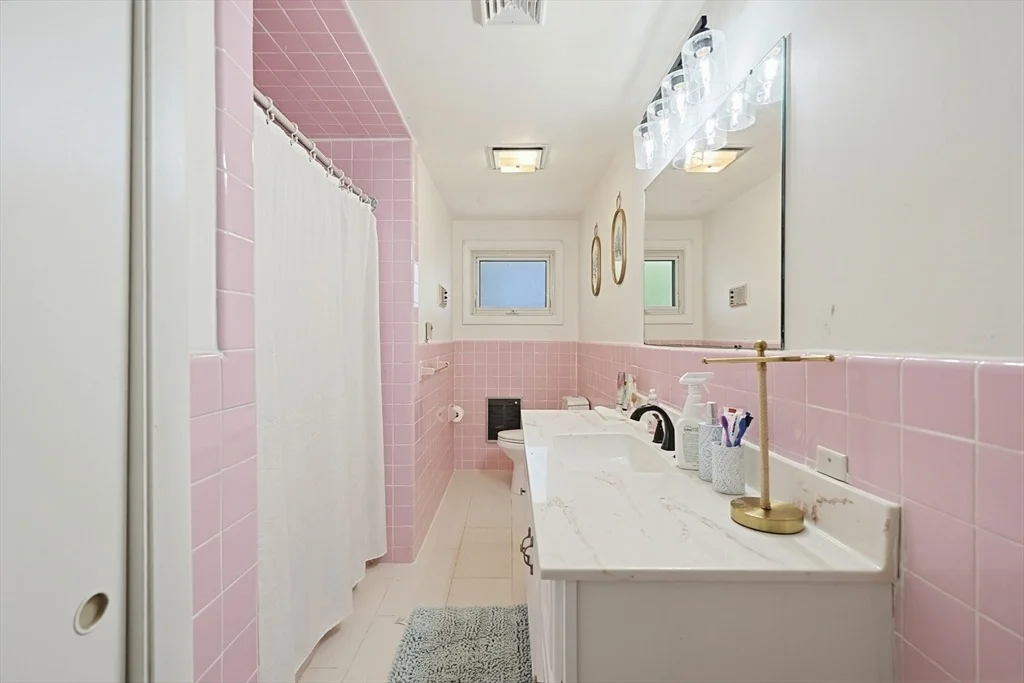 Photo of 7 Miscoe Road