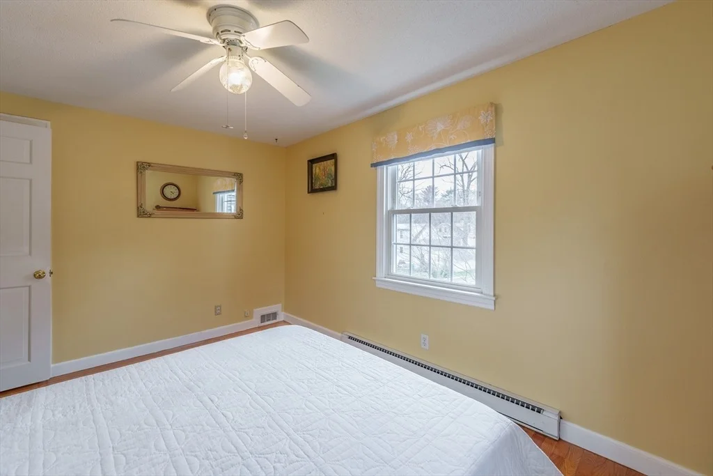 Photo of 236 Burbank Rd