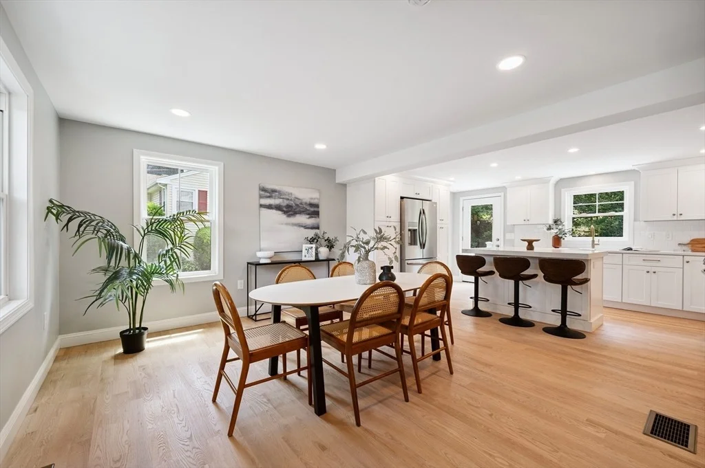 Photo of 32 Mountain Ave