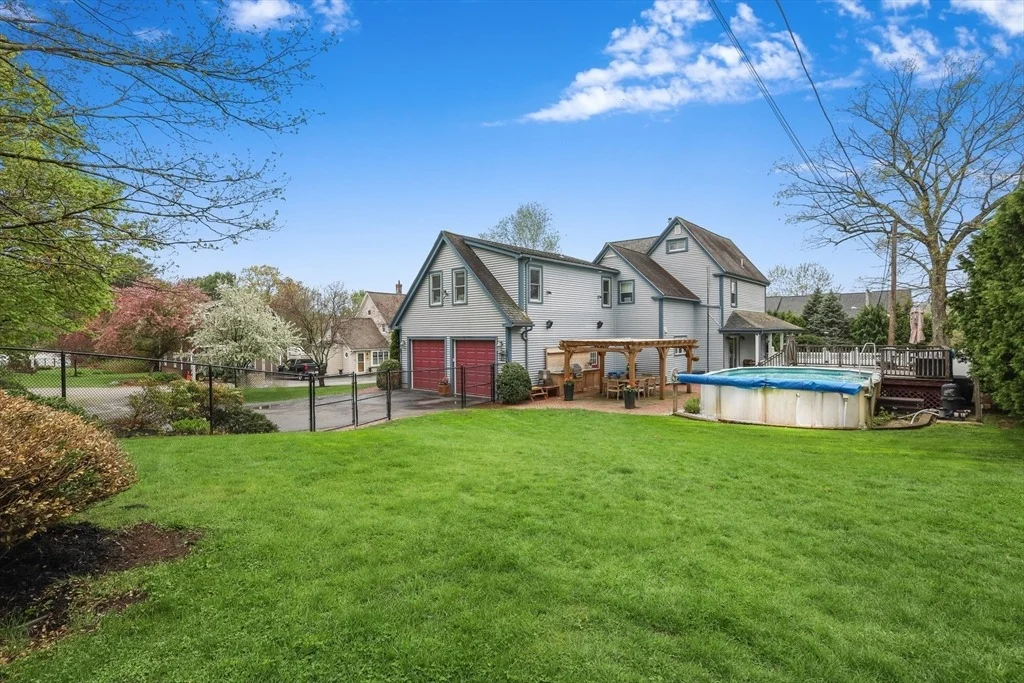 Photo of 20 Maple Ave