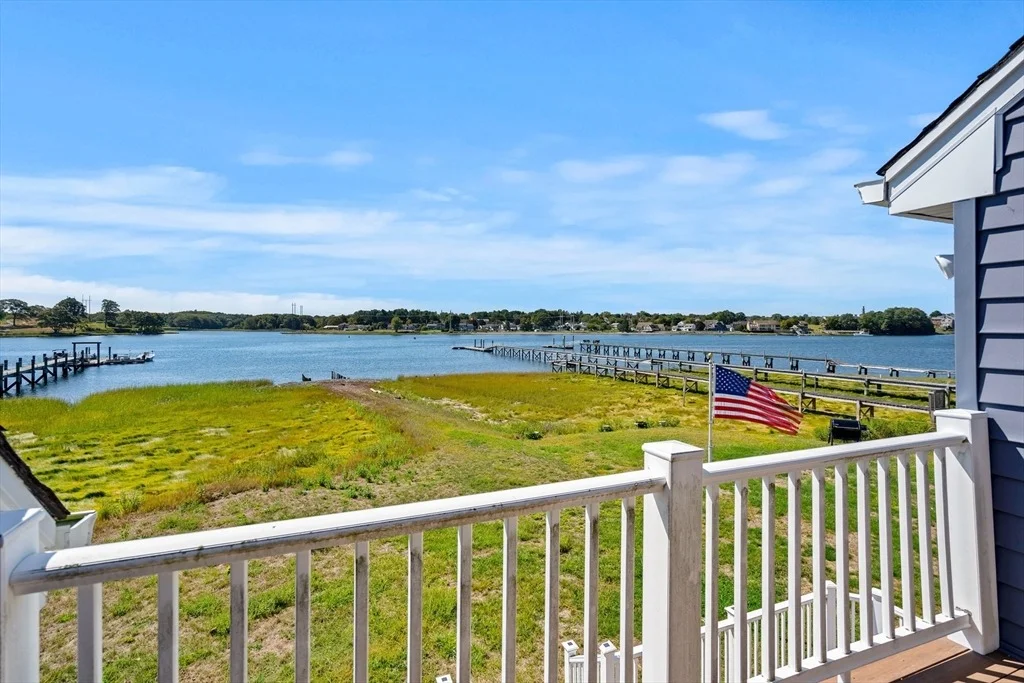 Photo of 12 Fosters Point