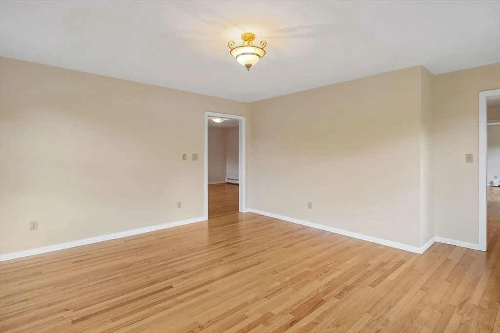Photo of 21 Randall Rd