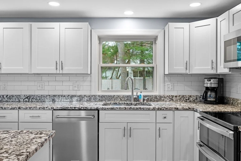 Photo of 187 Echo Cove Rd