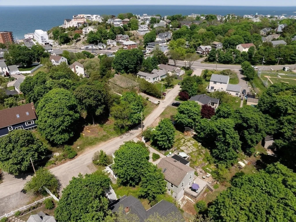 Photo of 9 Shore Garden Rd