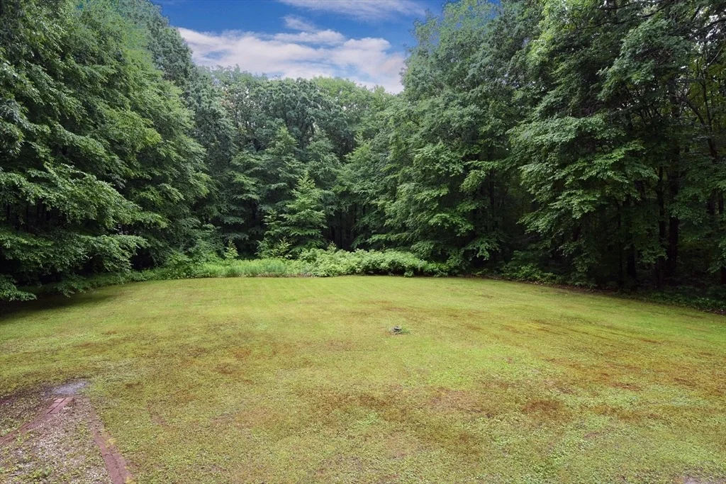 Photo of 357 Barre Rd