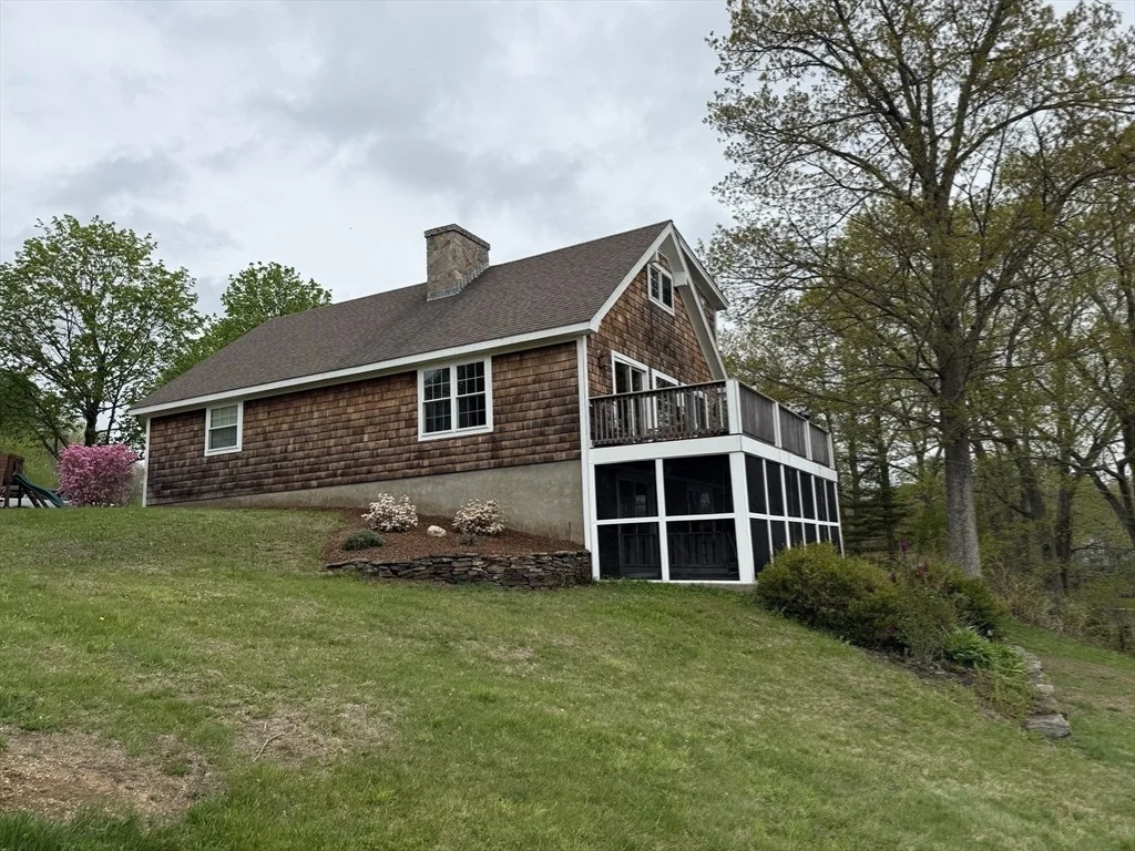 Photo of 77 Chickering Rd