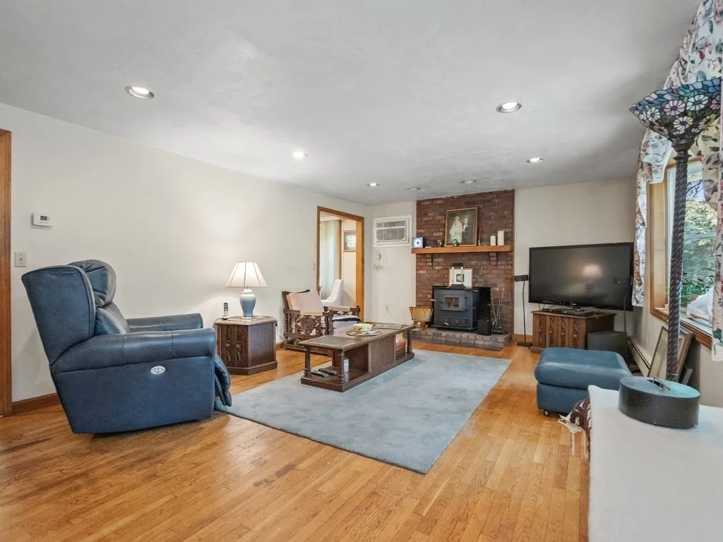 Photo of 124 Sibley Road
