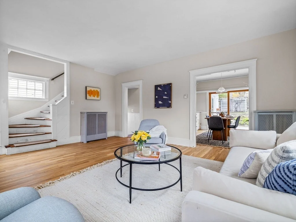 Photo of 595 Summer St