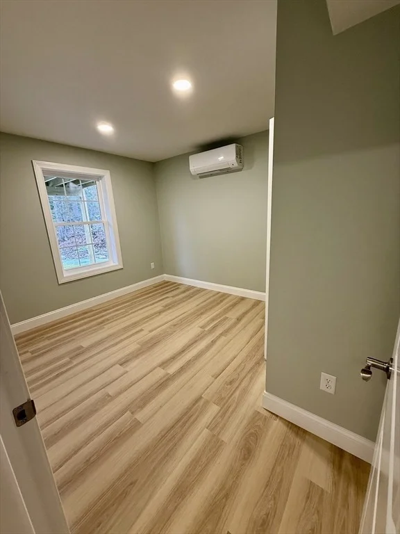 Photo of 80 Alpine Dr