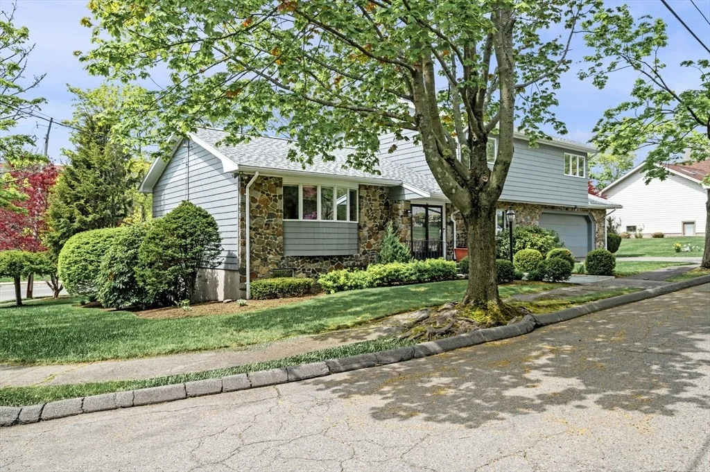 Photo of 2 Victoria Lane