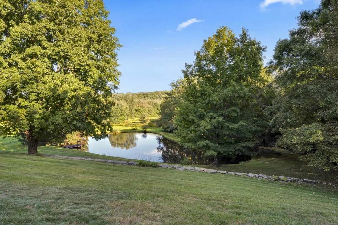 Photo of 304 Warren Rd