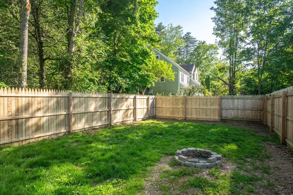 Photo of 254 Lakeside Road