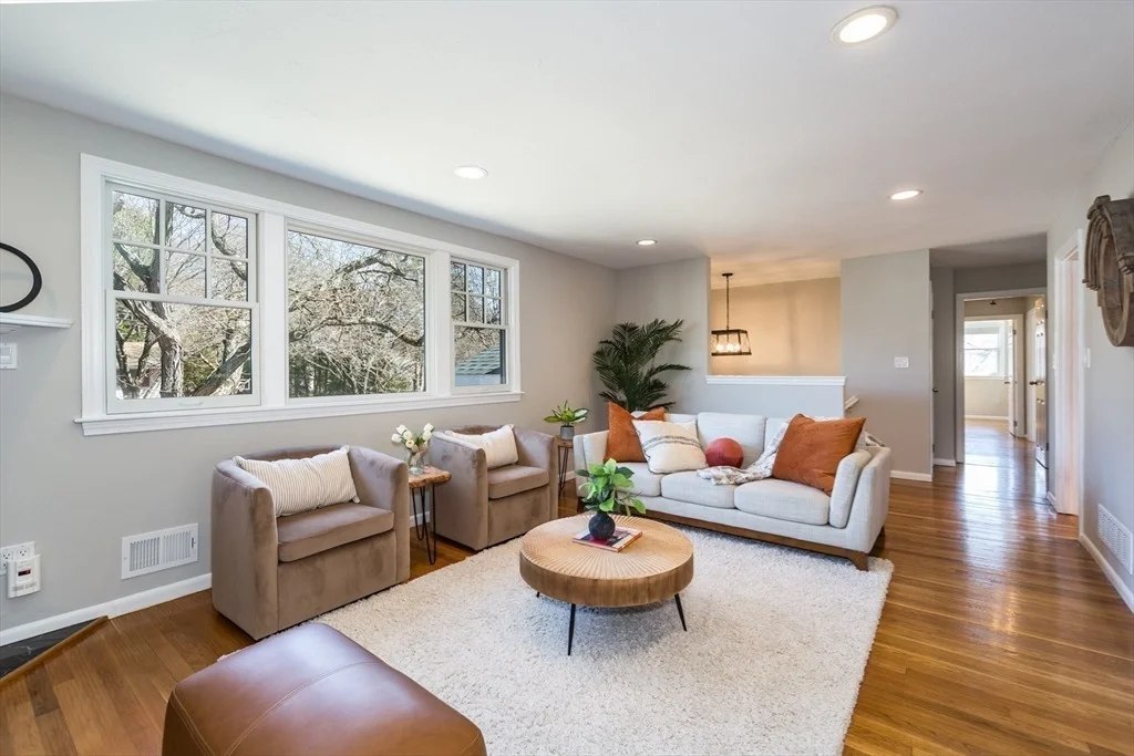 Photo of 11 Joanne Drive