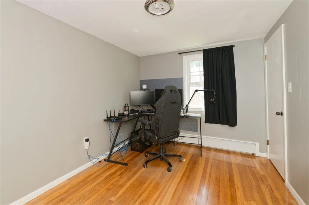 Photo of 799 Franklin St