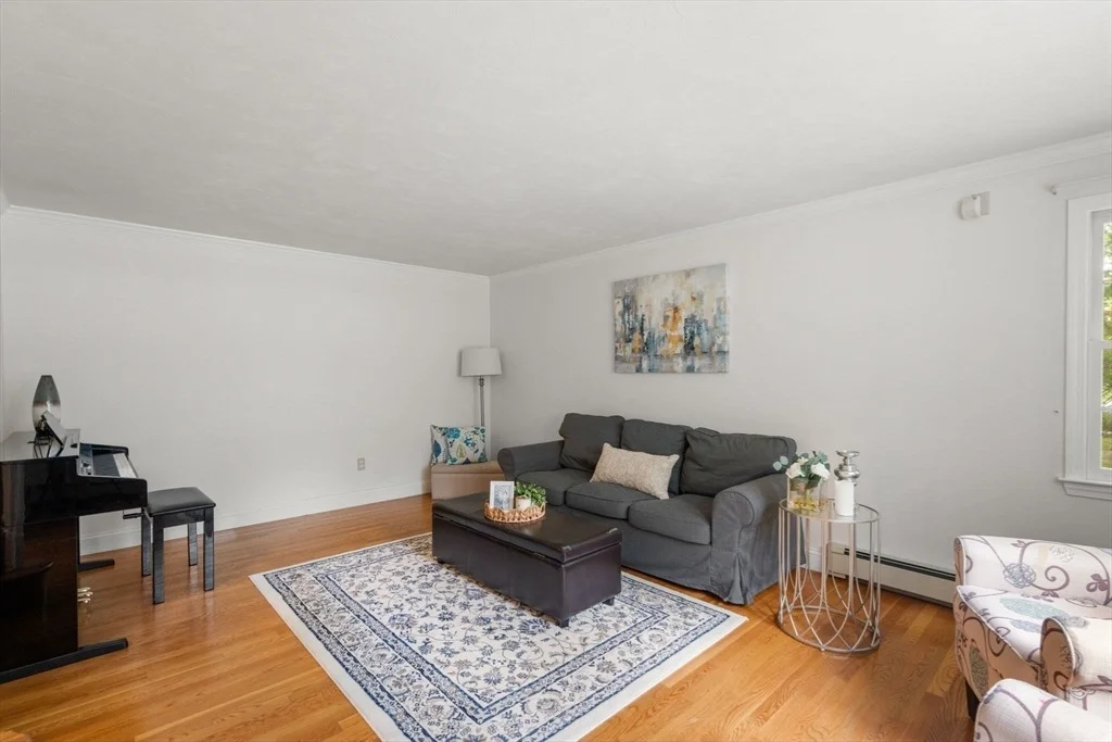 Photo of 27 Lancashire Dr