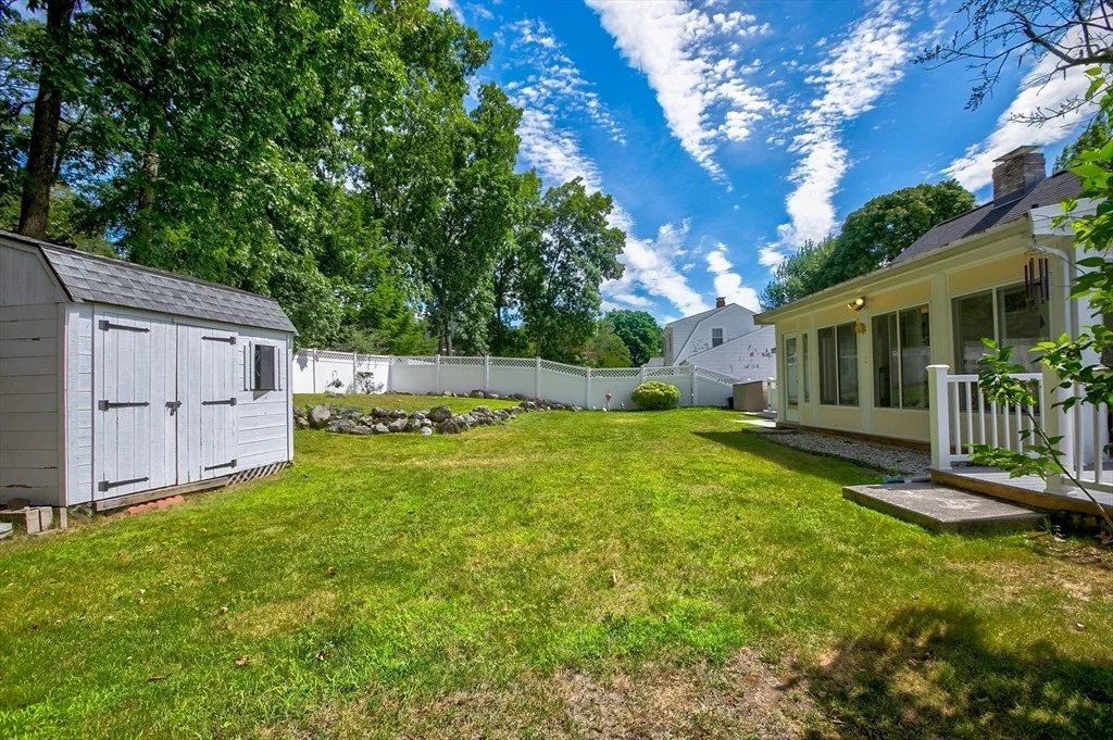 Photo of 43 Longmeadow Road