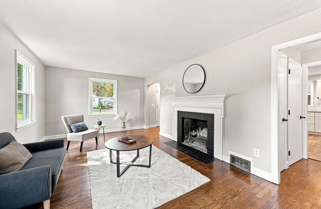Photo of 3 Maplelawn Dr