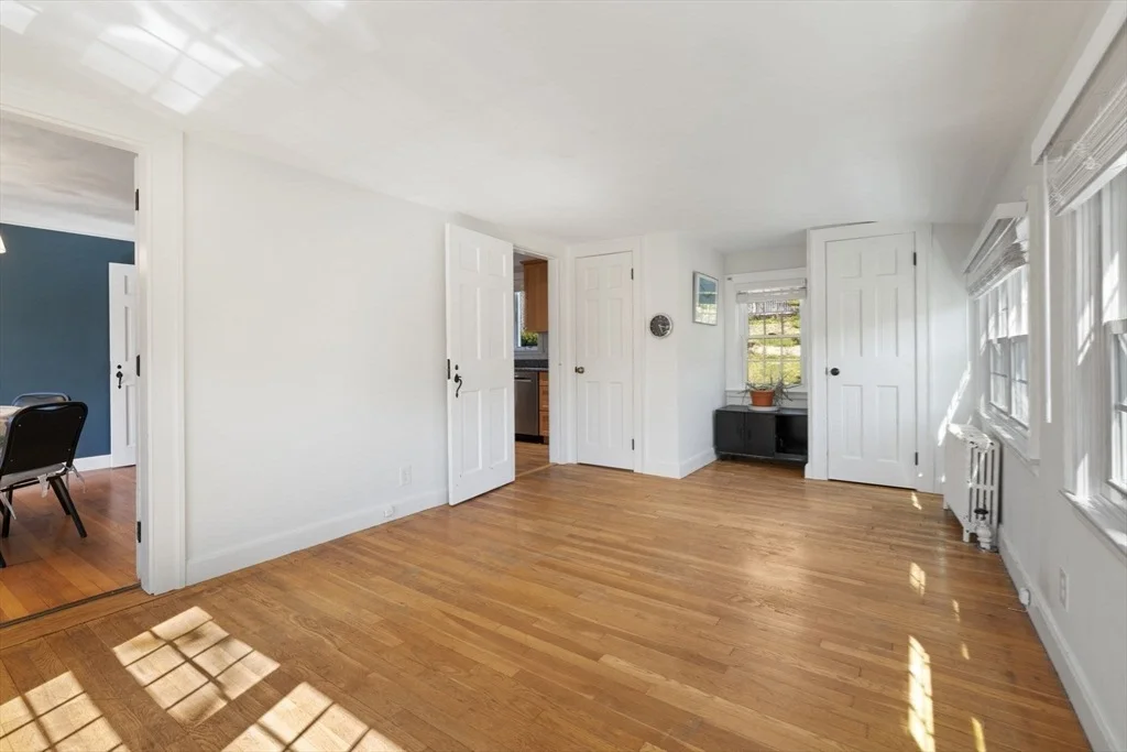 Photo of 64 Gayland Rd