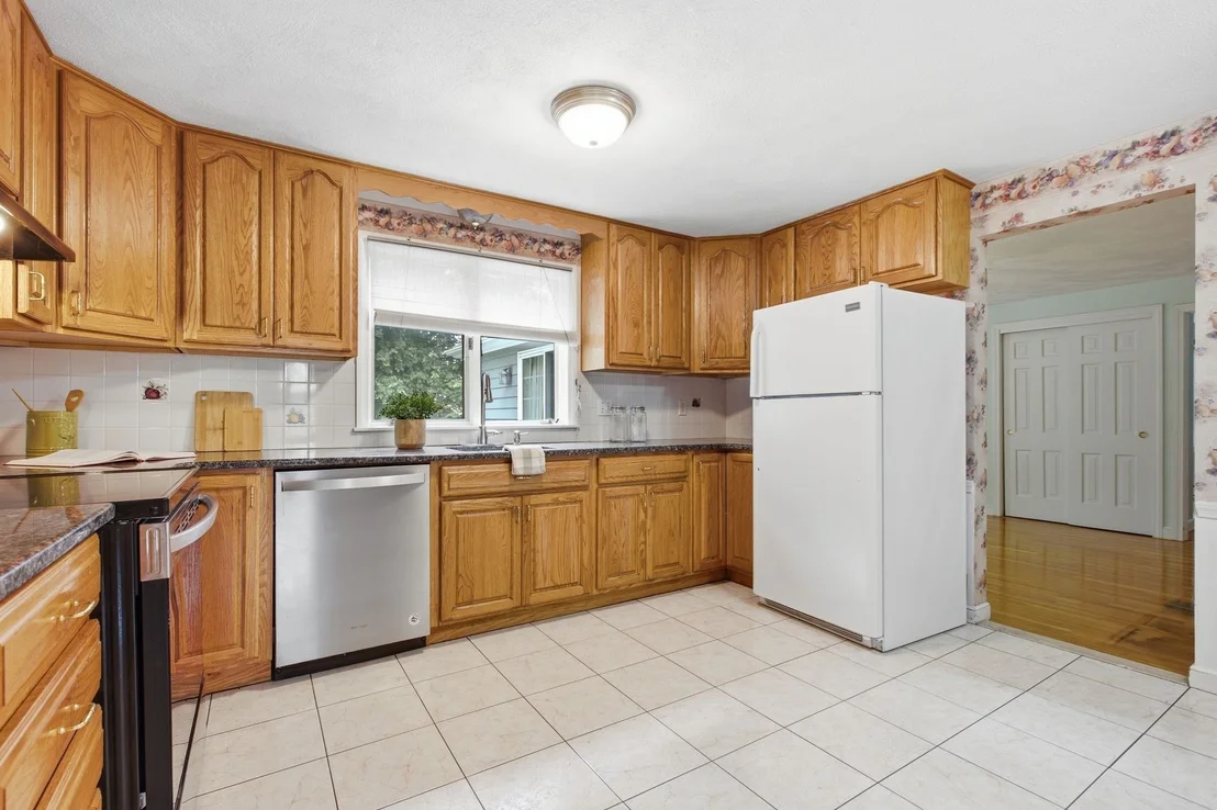 Photo of 10 Red Gate Ln