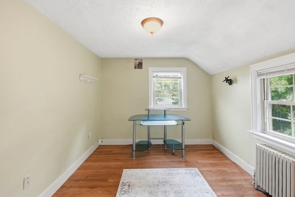 Photo of 154 Barnard Rd