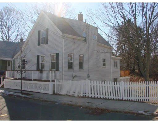 Photo of 95 Bisson St