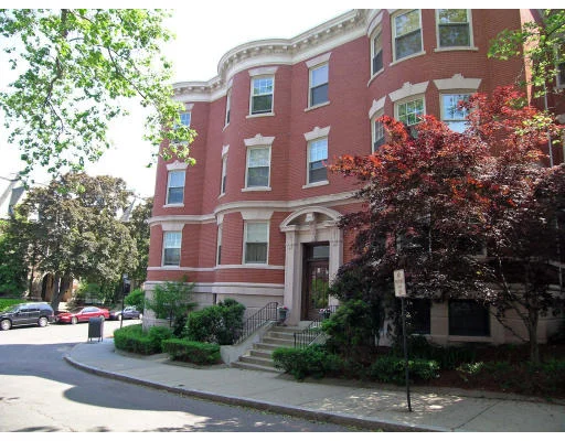 Photo of Unit 5 at 239 Rawson Road