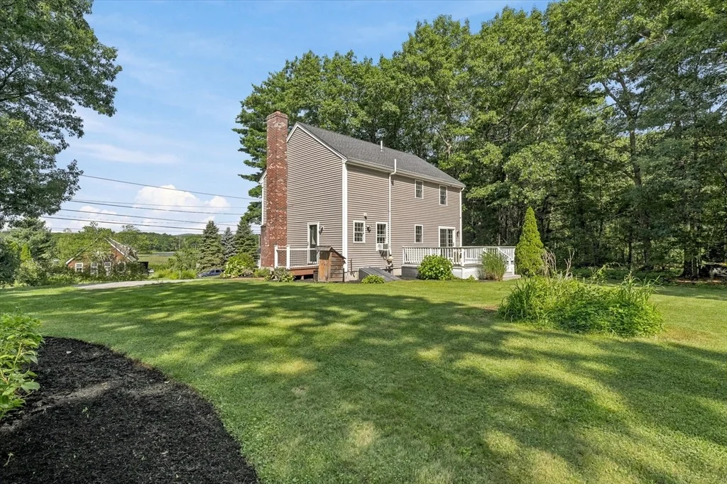 Photo of 250 White Pond Rd