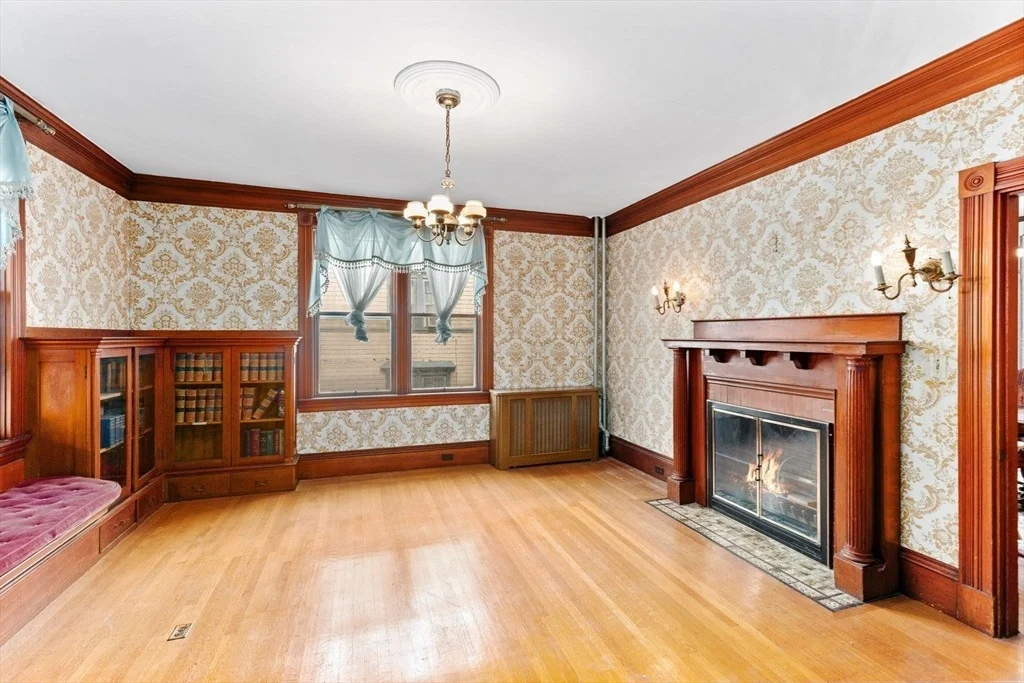 Photo of 330 Lincoln Ave