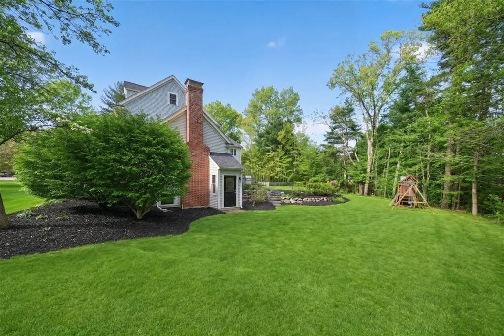 Photo of 3 Brattle Rd