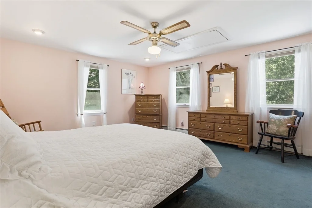 Photo of 47 Bingham Ave