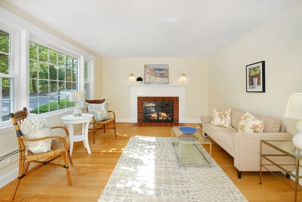 Photo of 25 Rivermeadow Dr