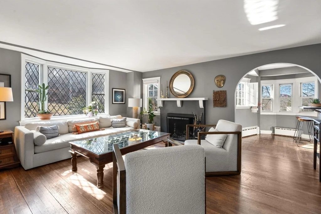 Photo of 12 Wareland Rd