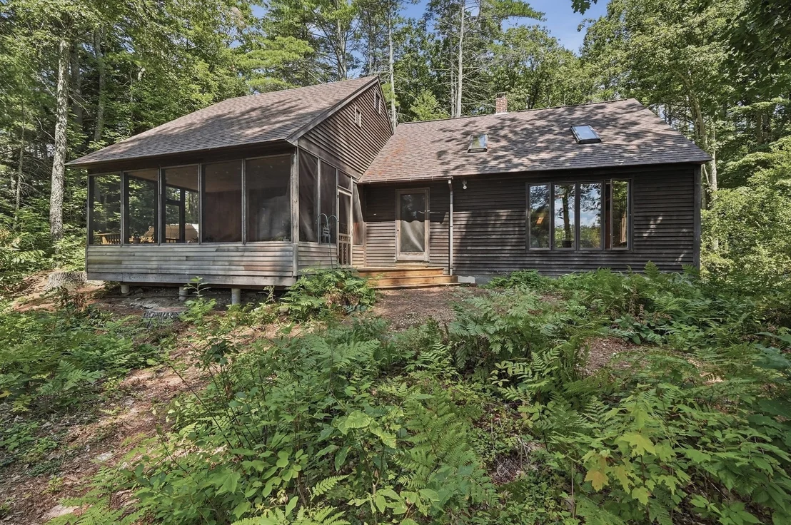 Photo of 488 White Rd
