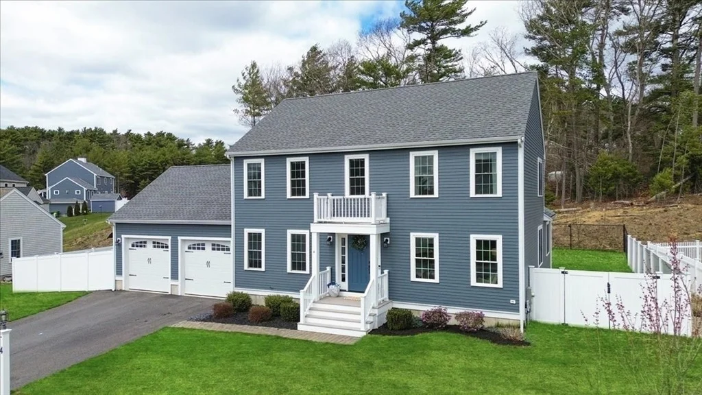 Photo of 4 Barrows Brook Cir
