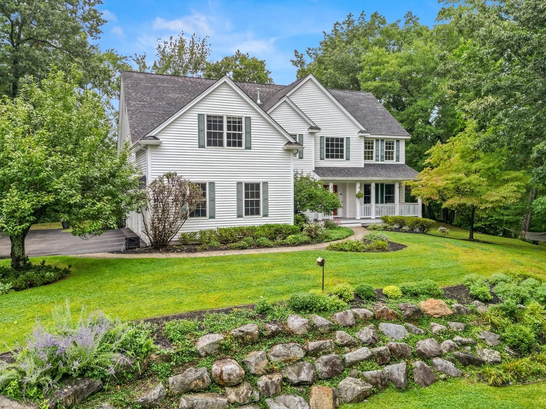 Photo of 22 Sawyer Ln