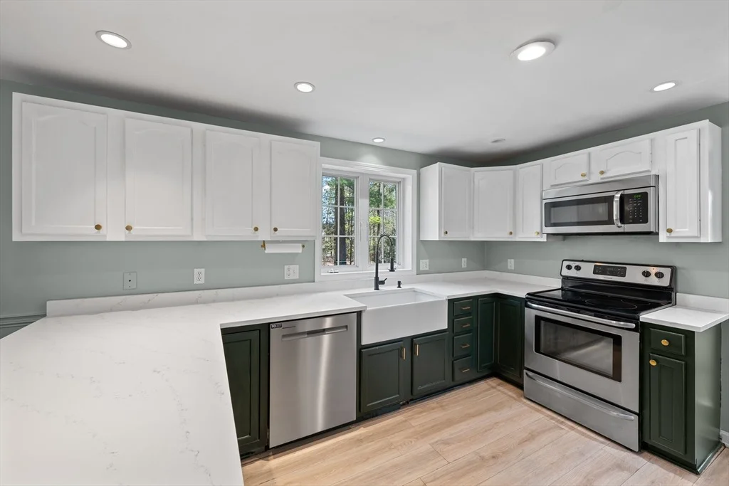 Photo of 4 Mockingbird Ln