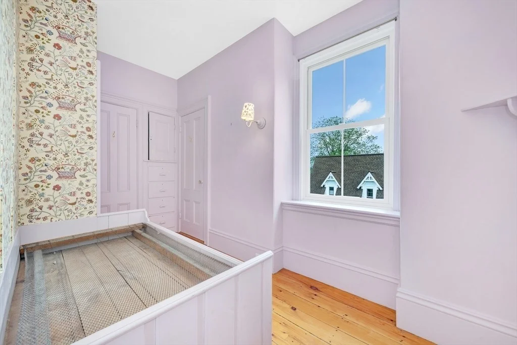 Photo of 2 Clarendon St