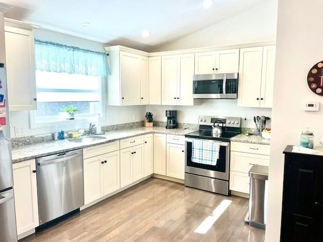 Photo of 4 Valley View Dr